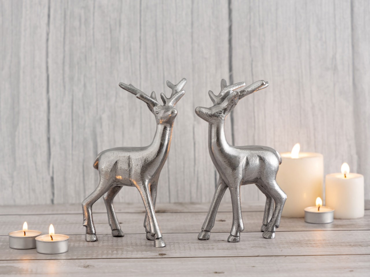 Deko Figur Hirsch VE 8x 2 Stück Tischdekoration Tierfigur silber o. gold Metall Weihnachtsdeko Deko Figur Hirsch VE 8x 2 Stück Tischdekoration Tierfigur silber o. gold Metall Weihnachtsdeko