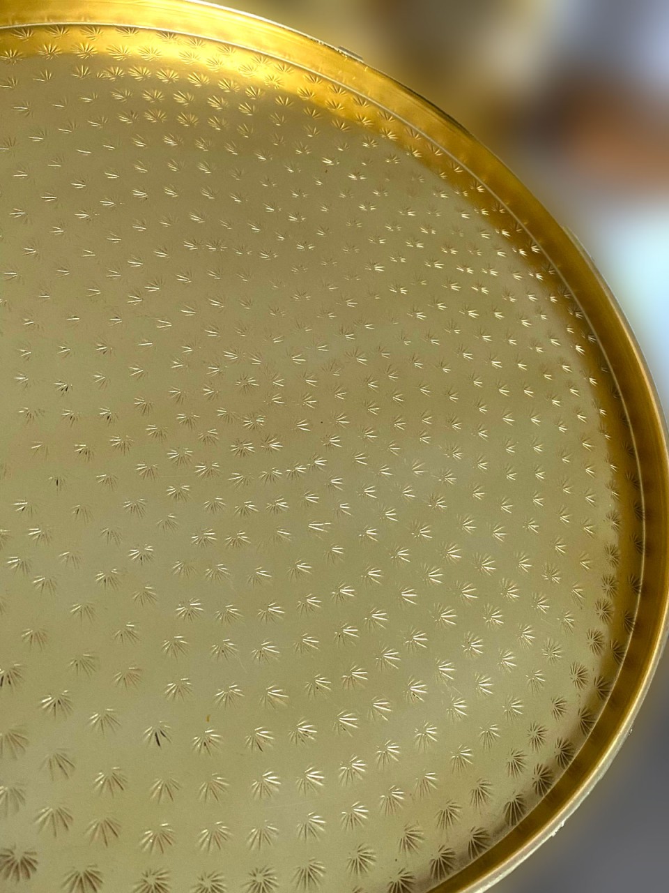 Deko Tablett ø 40 cm 2. Wahl rund gelbgold Serviertablett Metall Kerzentablett Dekotablett Deko Tablett ø 40 cm 2. Wahl rund gelbgold Serviertablett Metall Kerzentablett Dekotablett