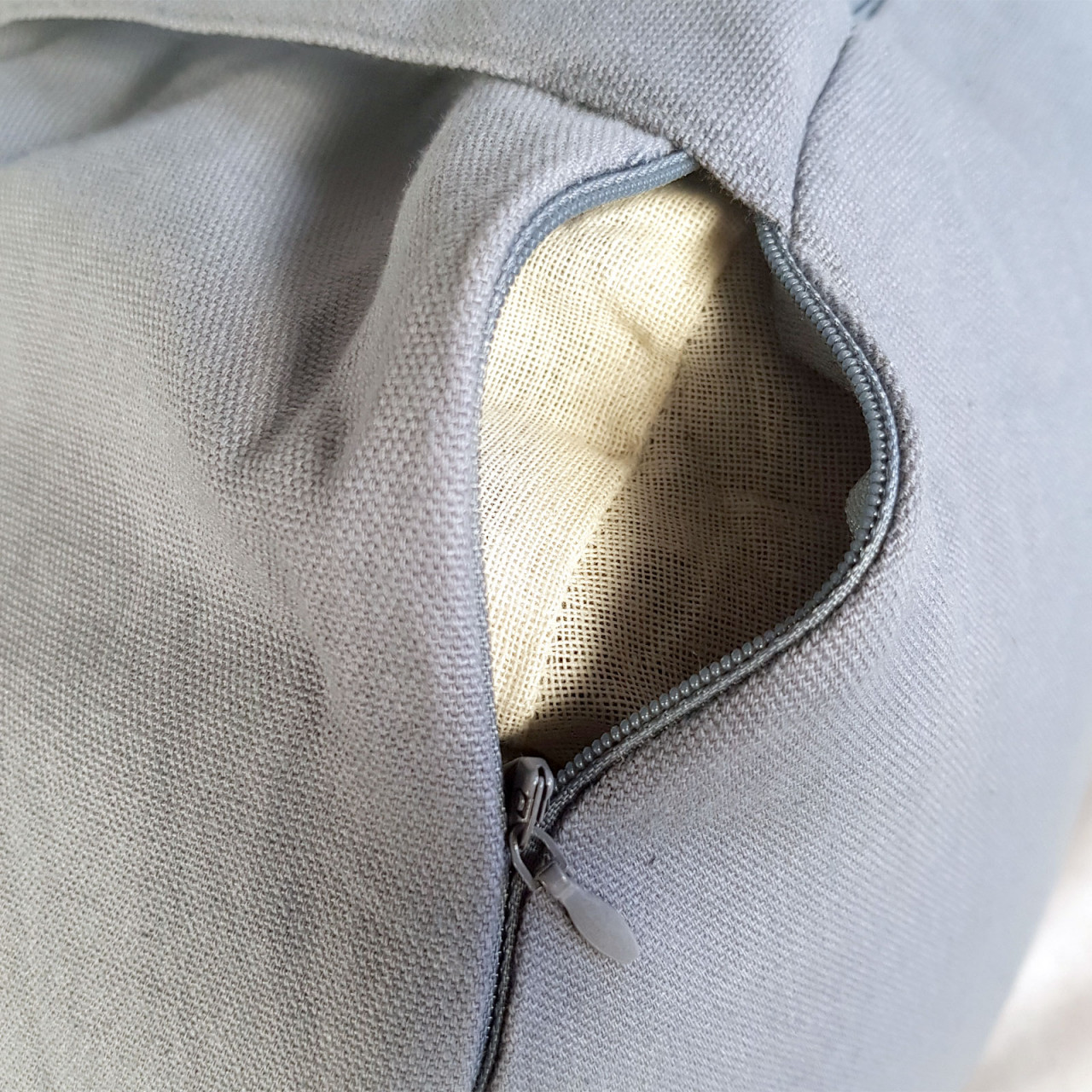 Yogakissen Meditationskissen Sitzkissen Bodenkissen Lotus rund H 14 x ø 31 cm Bezug waschbar Yogakissen Meditationskissen Sitzkissen Bodenkissen Lotus rund H 14 x ø 31 cm Bezug waschbar