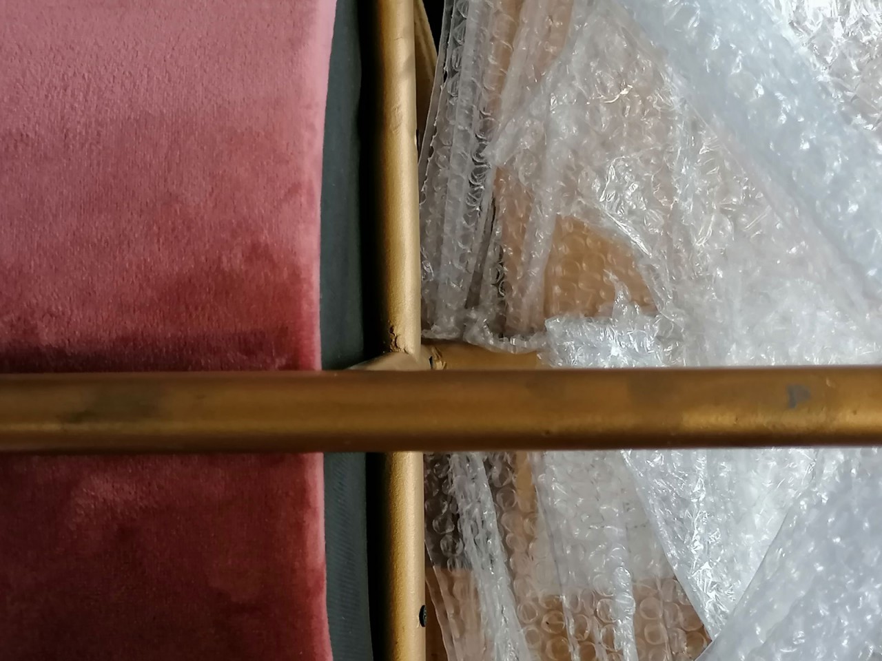 Samt Hocker 2. Wahl Sitzhocker Samt Pouf Ø 32 H 38 cm Sitzpouf Velour mit Füßen rose Eisen gold Samt Hocker 2. Wahl Sitzhocker Samt Pouf Ø 32 H 38 cm Sitzpouf Velour mit Füßen rose Eisen gold