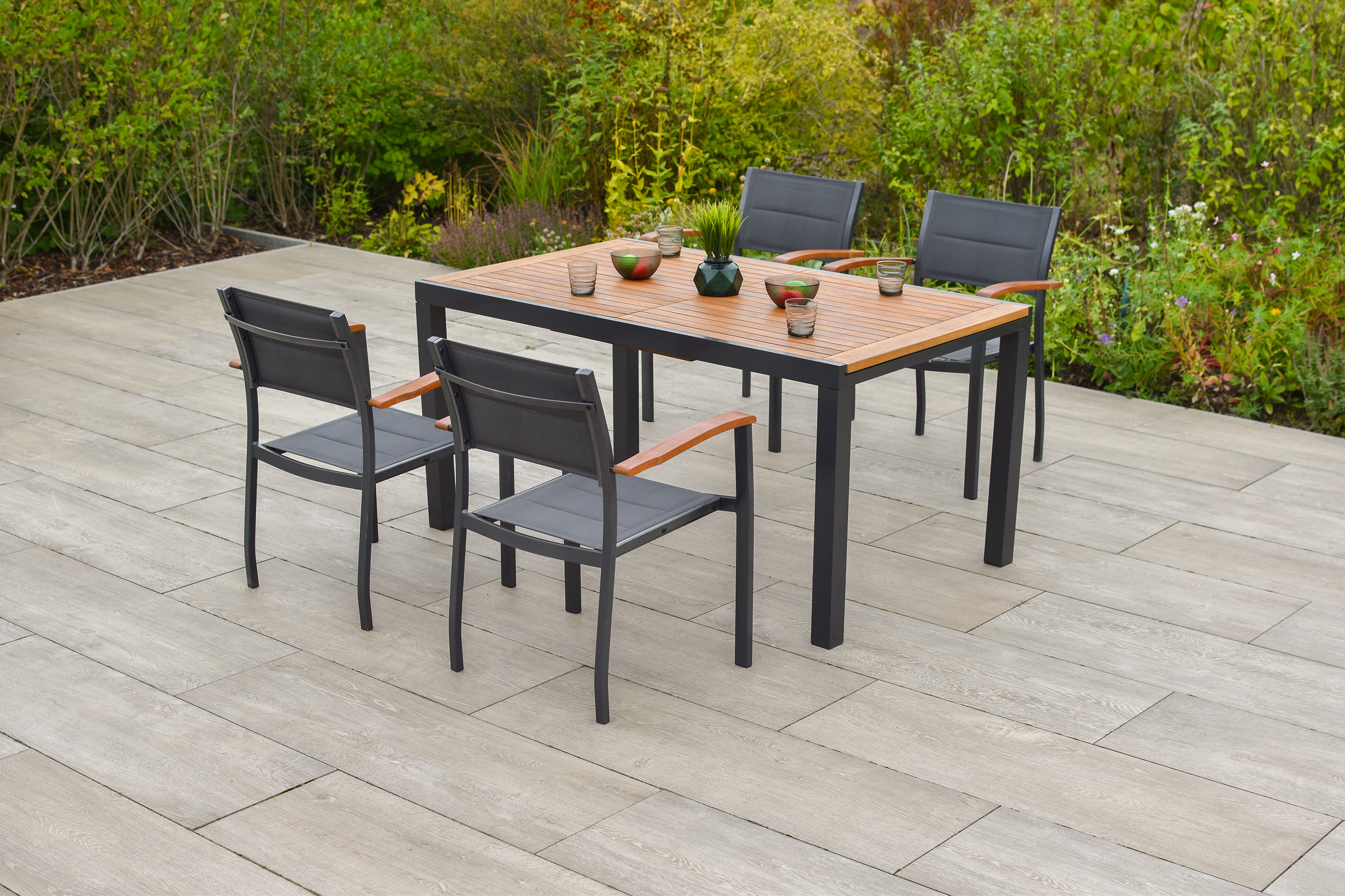Merxx Paxos Gartenmöbel Set für 4 Personen 5 teilig aus Aluminium mit Textilbespannung und FSC Akazienholz mit Ausziehtisch 150 bis 200 cm und 4 gepolsterten Stapelsesseln in Graphit Grau
