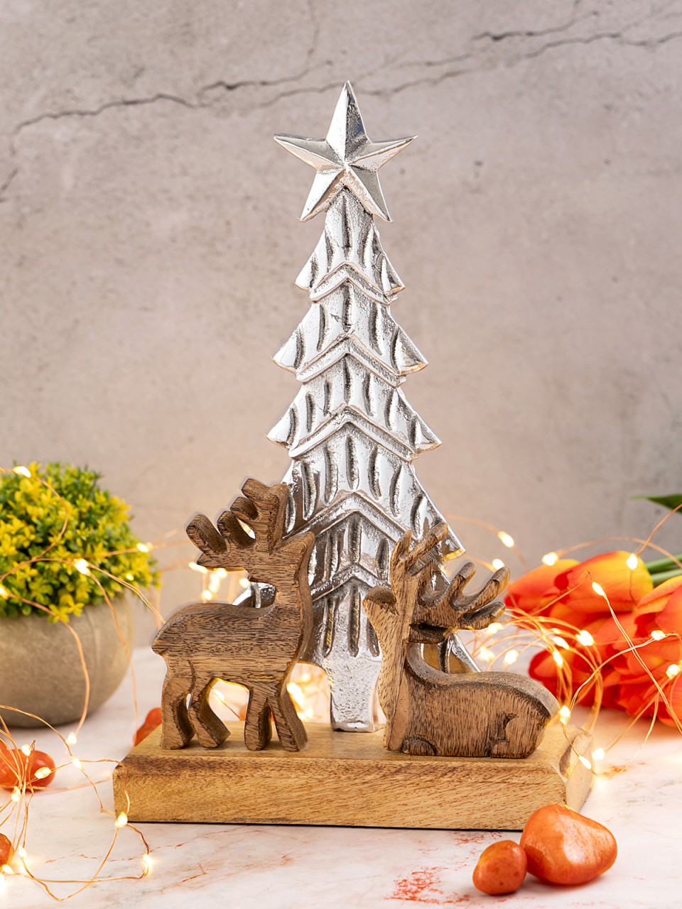 Dekofigur Weihnachtsbaum mit Hirschen 20x31cm Masterbox 8-teilig Weihnachtsdeko Aluminium