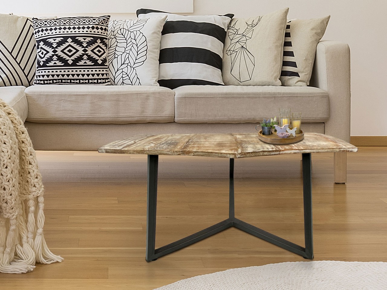 Beistelltisch 56 x 47 cm nachhaltig Wohnzimmer Tisch Couchtisch Nizza Metall-Gestell schwarz - weiß Beistelltisch 56 x 47 cm nachhaltig Wohnzimmer Tisch Couchtisch Nizza Metall-Gestell schwarz - weiß