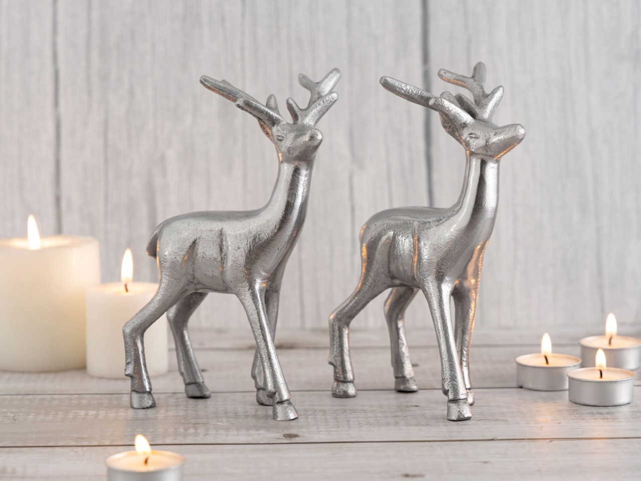 Deko Figur Hirsch VE 8x 2 Stück Tischdekoration Tierfigur silber o. gold Metall Weihnachtsdeko Deko Figur Hirsch VE 8x 2 Stück Tischdekoration Tierfigur silber o. gold Metall Weihnachtsdeko